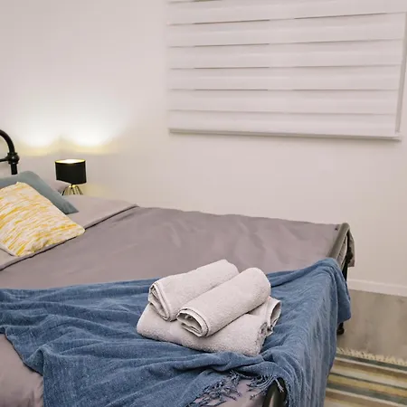 아파트 Cute And Charming In - New 2023 *