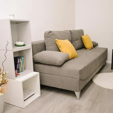 Cute And Charming In - New 2023 Umag